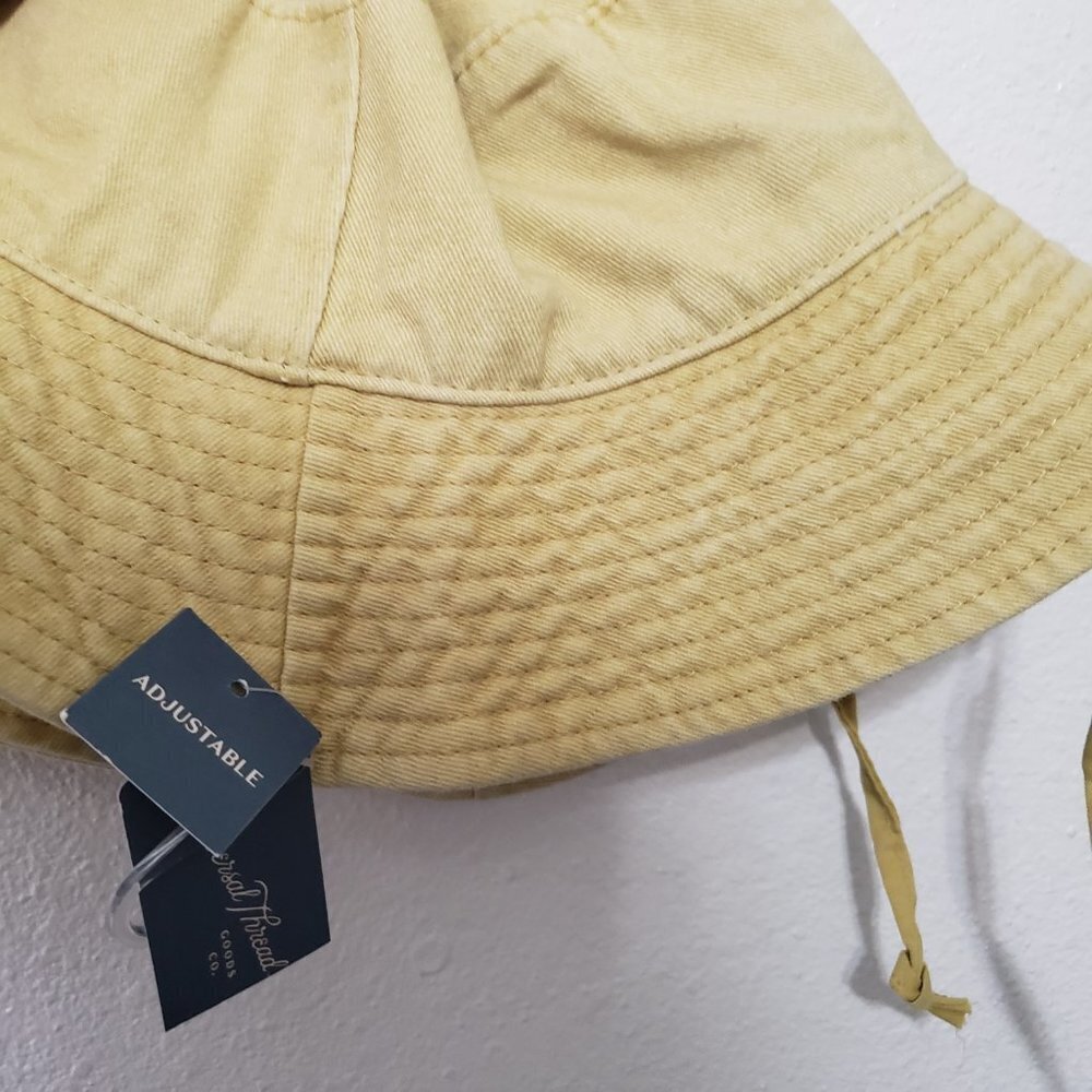 Universal Thread Hat - Picture 7 of 7